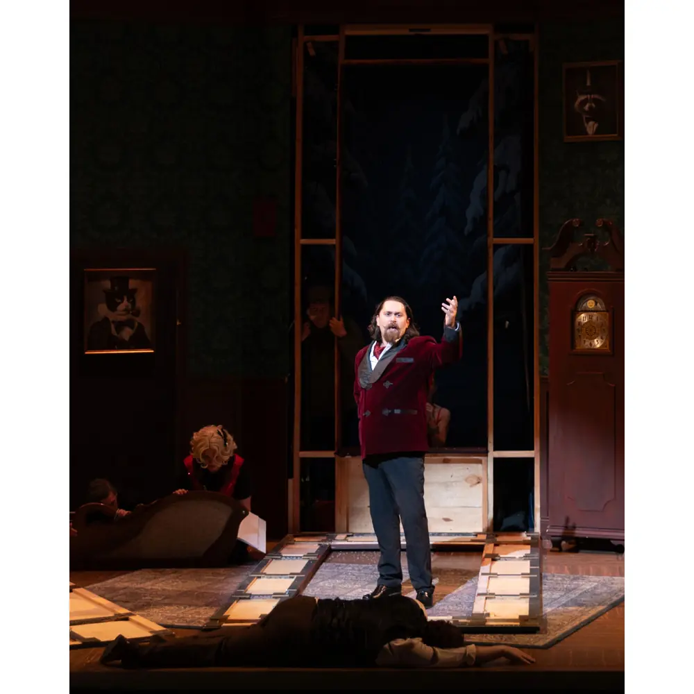 The Play That Goes Wrong 13