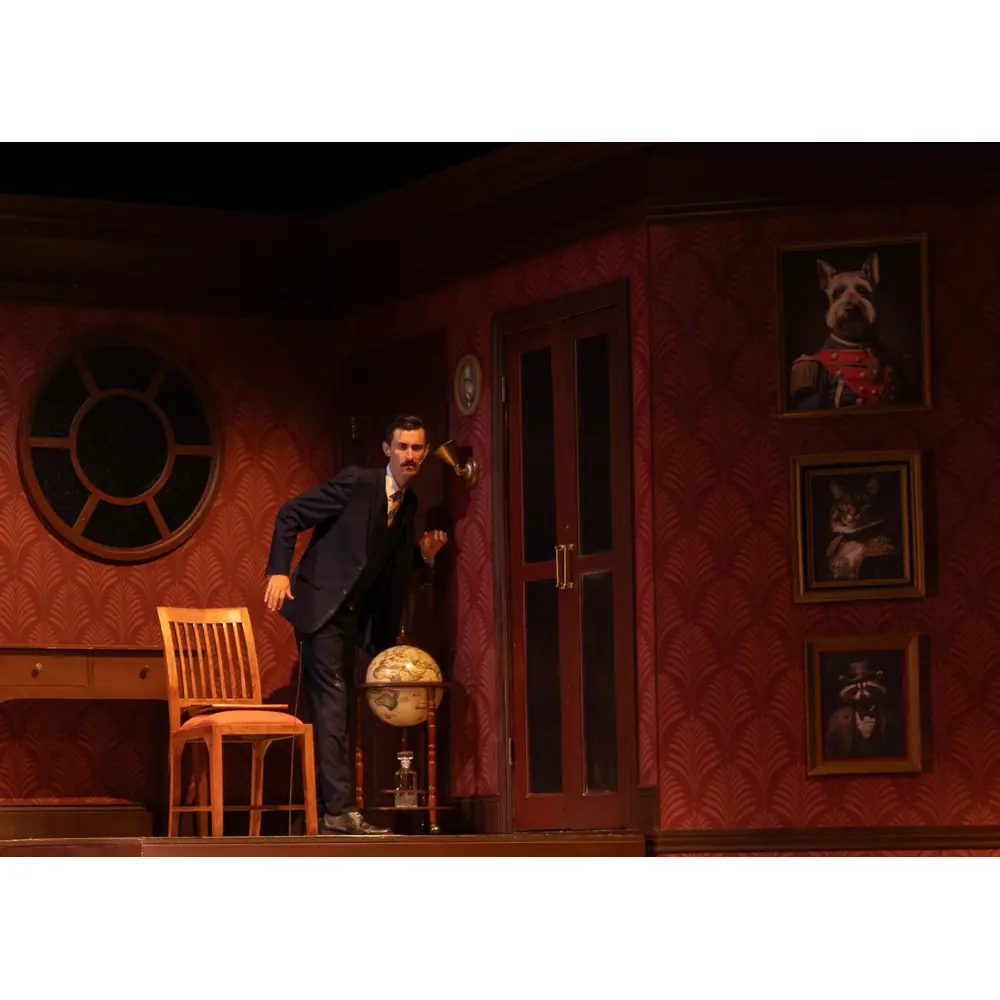 The Play That Goes Wrong 19